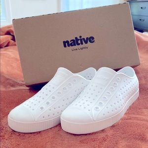 Native white Jefferson size 7